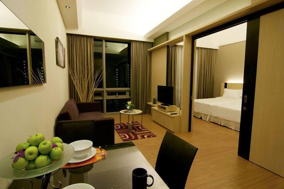 Hotel Golden 3*